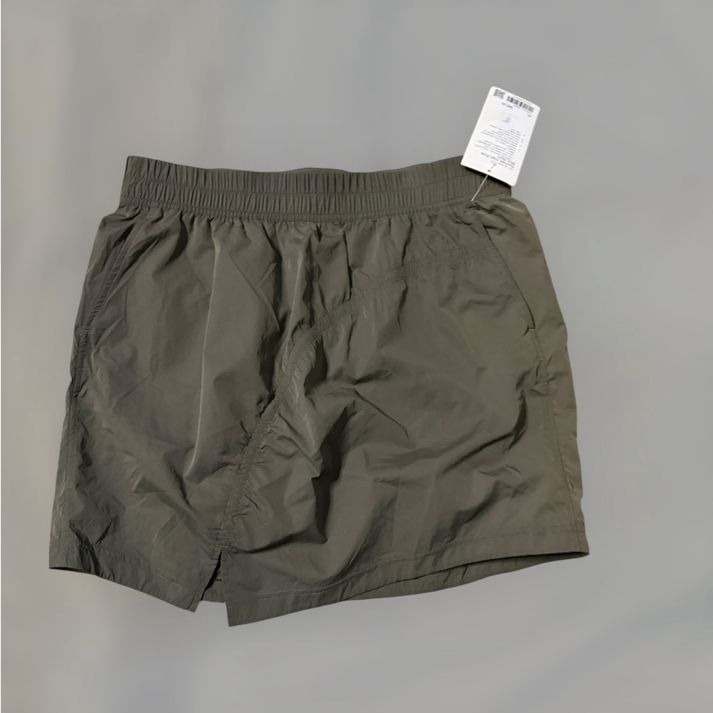 NWT Lululemon High-Rise Ruched Mini Skirt
Army Green - Picture 5 of 6